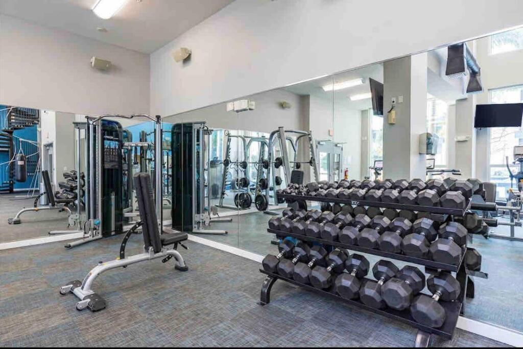 Luxury Apt 3 Mins To Dt Tampa -Pool-Gym-Balcony 外观 照片