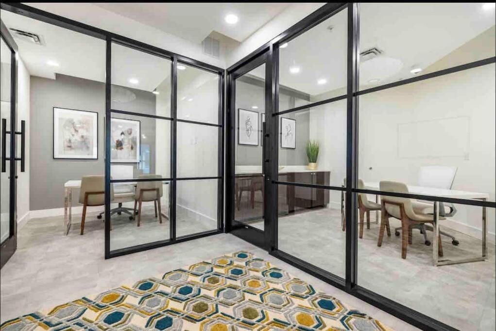 Luxury Apt 3 Mins To Dt Tampa -Pool-Gym-Balcony 外观 照片